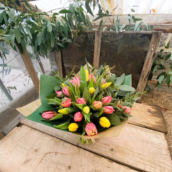 Botanical Tulip Bouquet